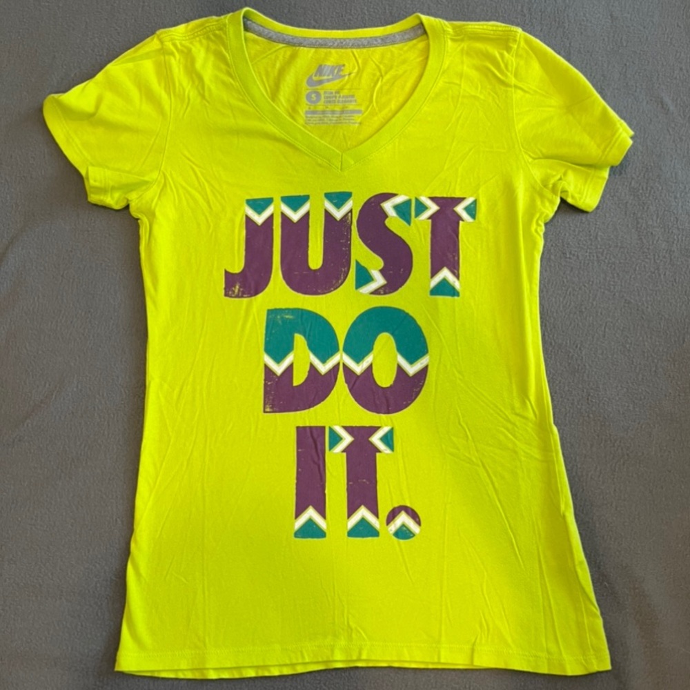 Nike Slim Fit Shirt